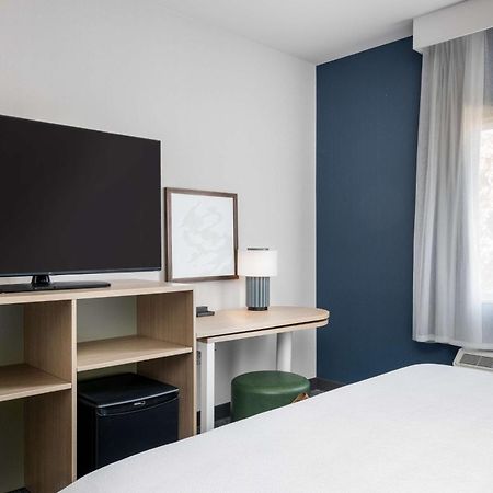 Spark By Hilton Dumas Extérieur photo