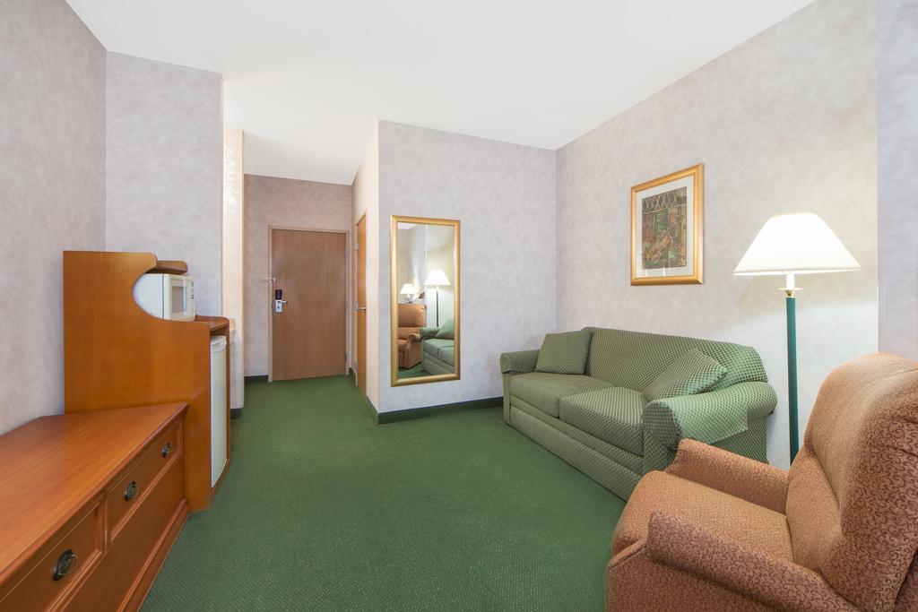 Spark By Hilton Dumas Extérieur photo